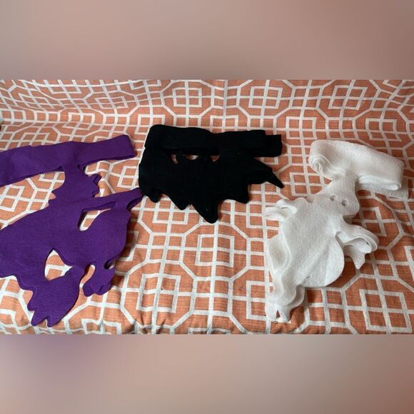 👻🎃👻 3 NEW! Halloween Decorative Felt Banners Ghost Bats & Witches - Picture 11 of 12